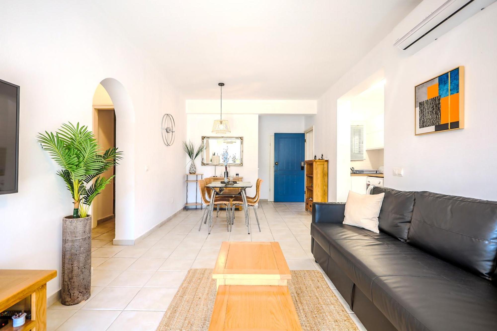 H&O Limnaria Elegance Pool View Apartment Paphos Exterior foto